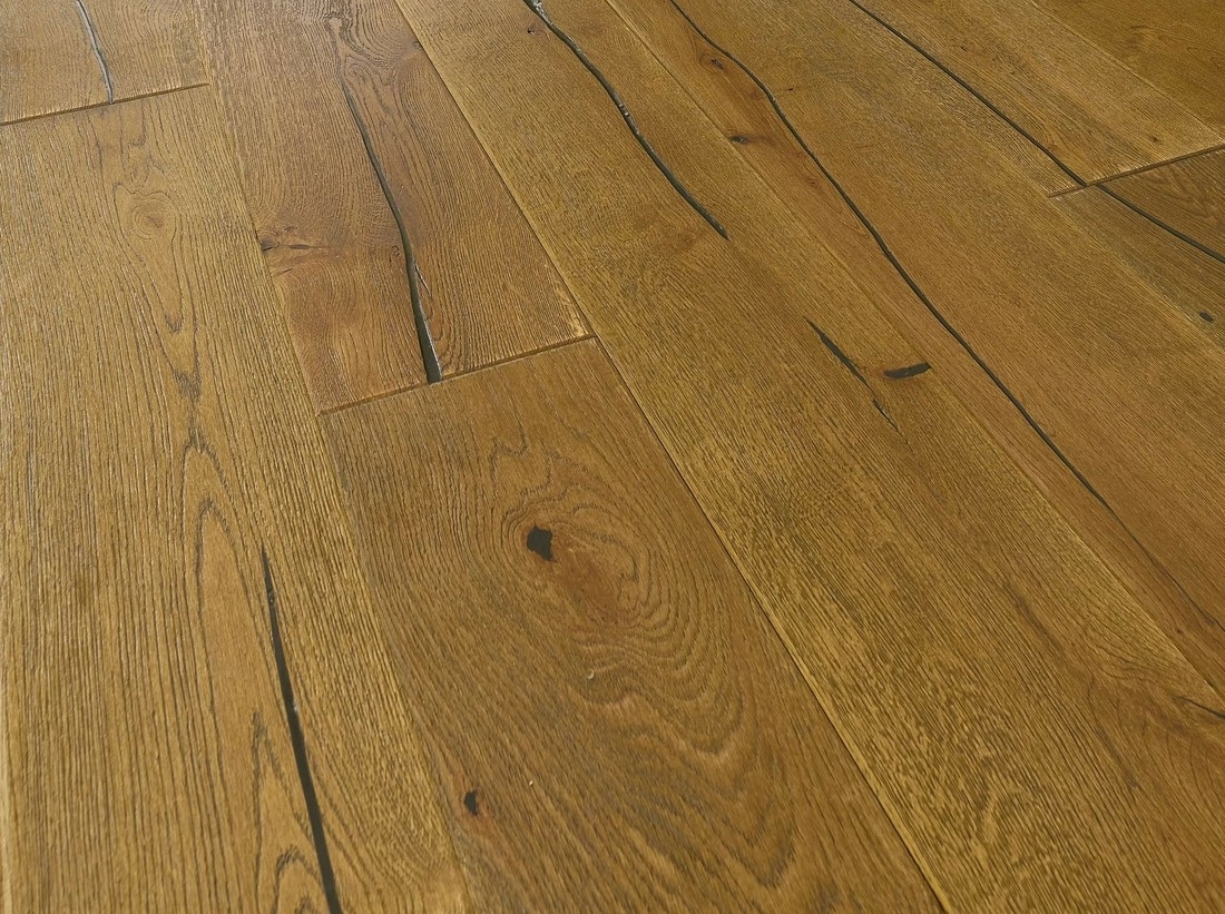 Blanko Budget Huelva, Engineered Oak Flooring, Golden, Distressed & Oiled, 220x15x1900mm Image