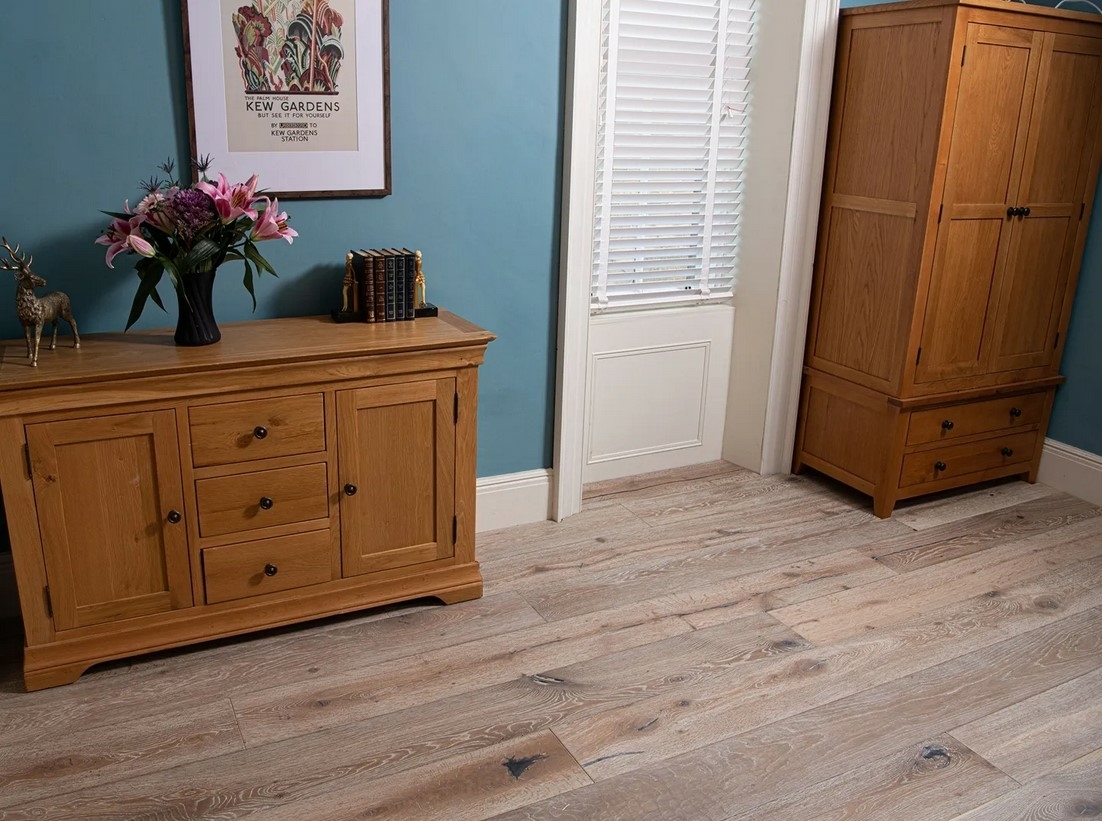 Blanko Budget Huelva, Engineered Oak Flooring, Grey, Distressed & Oiled, 220x15x1900mm Image