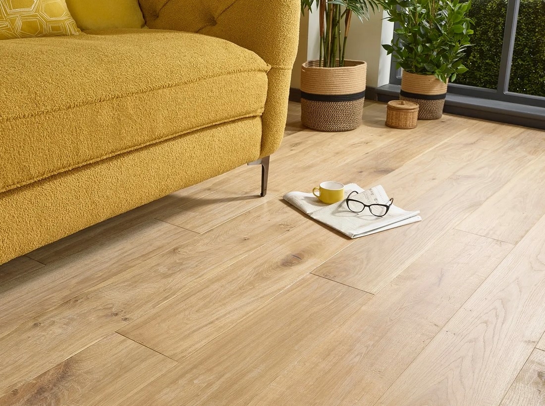 Evolve Knightsbridge, Engineered Oak Flooring, Smoked White, Handscraped & Oiled, 190x15x1900mm Image