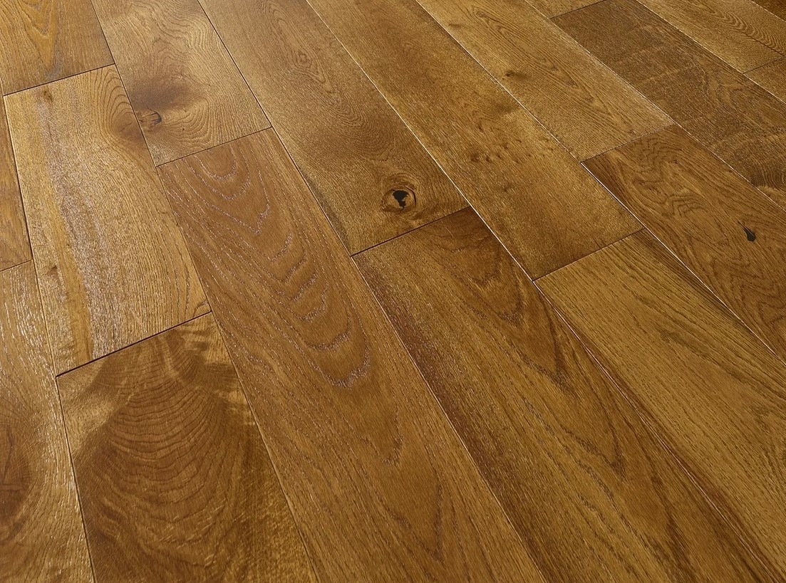 Evolve Richmond, Engineered Oak Flooring, Golden Brushed & Lacquered, 190x14xRLmm Image