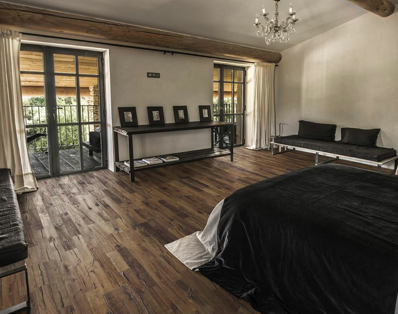Kahrs Da Capo Domo Oak Engineered Wood Flooring, Smoked & Handscraped, Brushed & Oiled, 190x15x1900mm Image