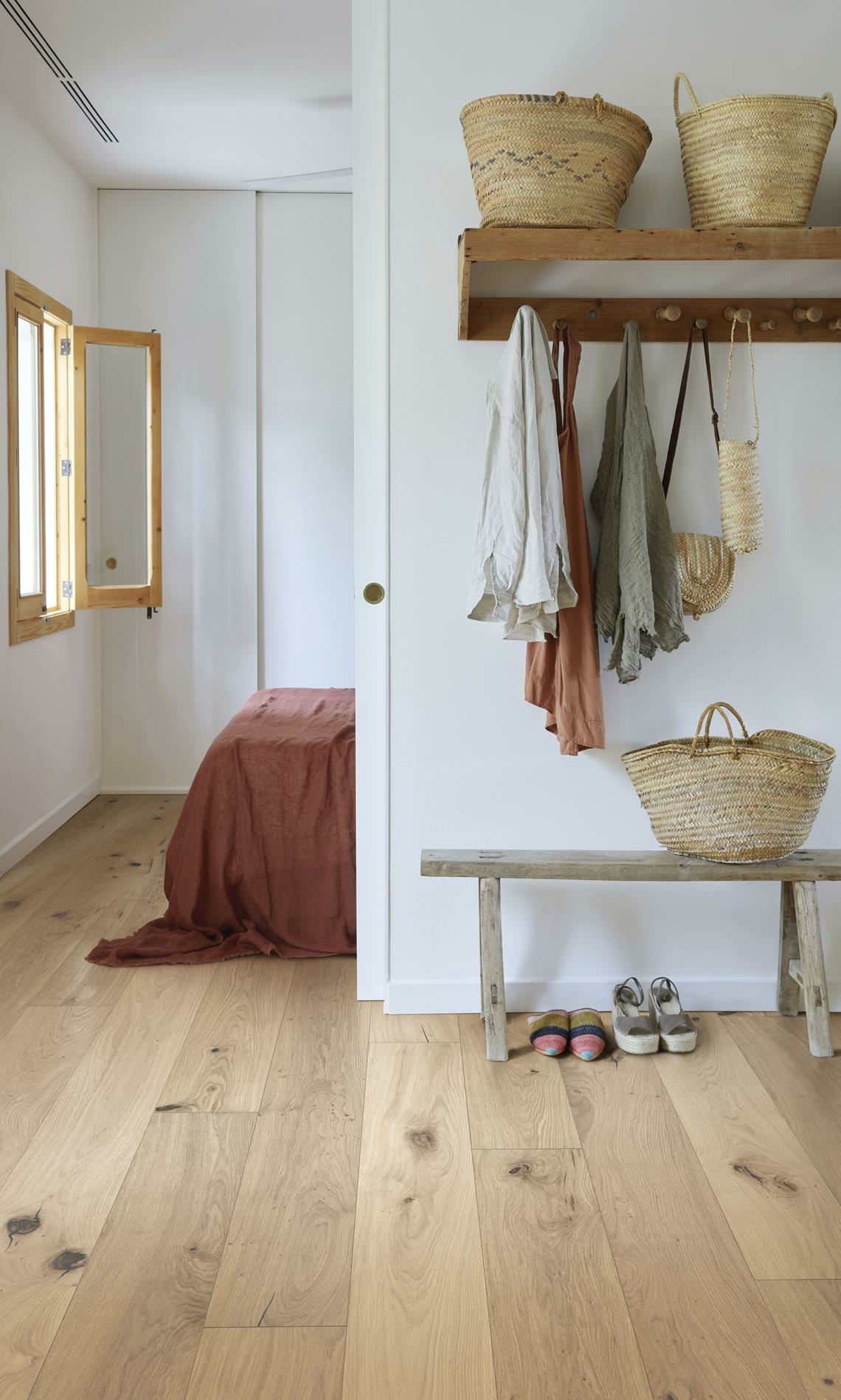 Kahrs Flora Oak Edelweiss Engineered Flooring, Rustic, Brushed & Oiled, 187x13x2266mm Image