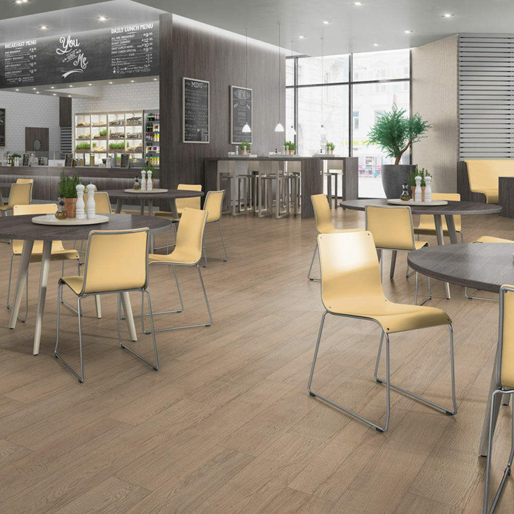 Lifestyle Harrow Lodge Oak Laminate Flooring, 8mm Image