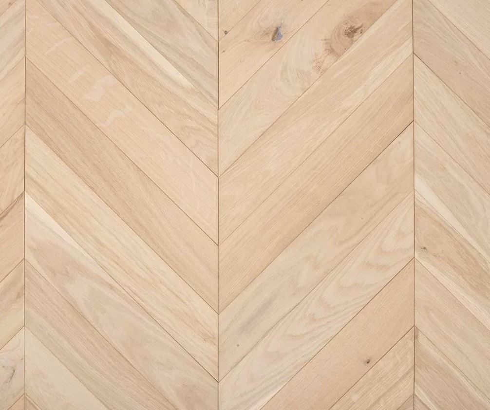 Lumeris Chevron Engineered Oak Flooring, Smooth, Unfinished, 90x14x510mm Image