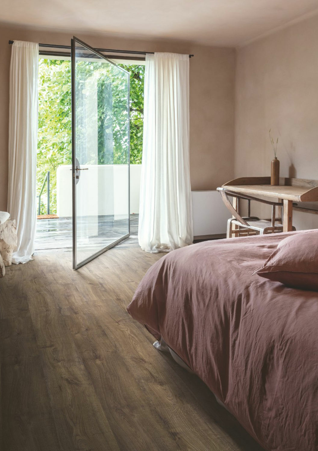 QuickStep Alpha Bloom, Autumn Oak Chocolate Vinyl Flooring, 209x6x1494mm Image