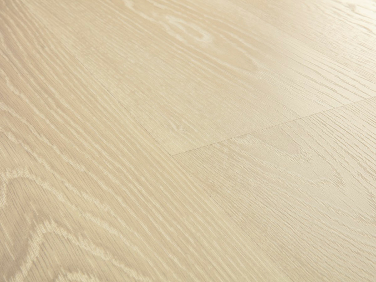 QuickStep CLASSIC Frosty Beige Oak Laminate Flooring, 8mm Image