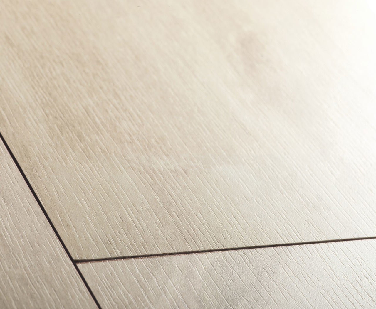 QuickStep CLASSIC Havanna Oak Natural Laminate Flooring, 8mm Image
