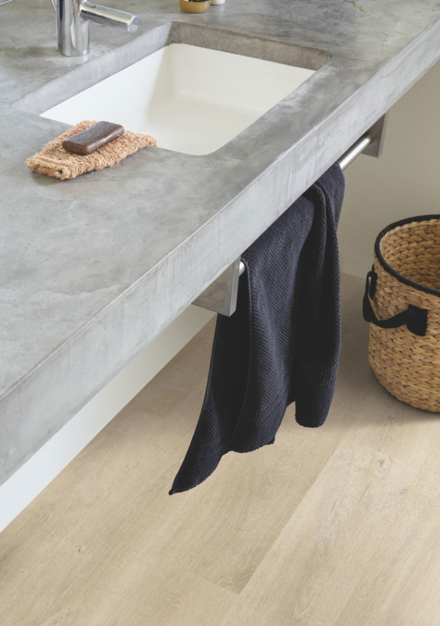 QuickStep ELIGNA Venice Oak Beige Laminate Flooring 8mm Image