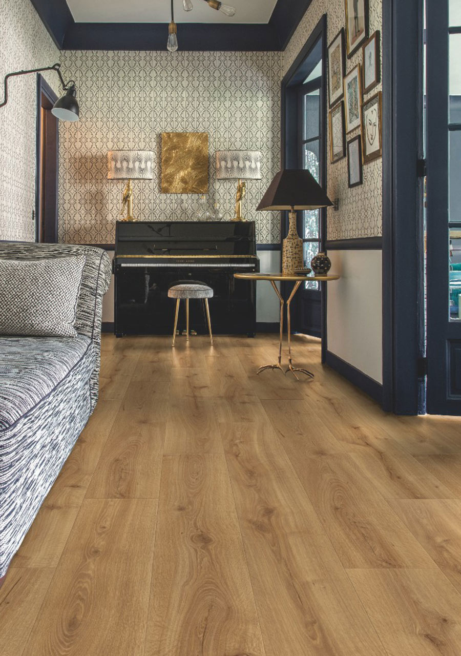 QuickStep Majestic Desert Oak Warm Natural Laminate Flooring, 9.5mm Image