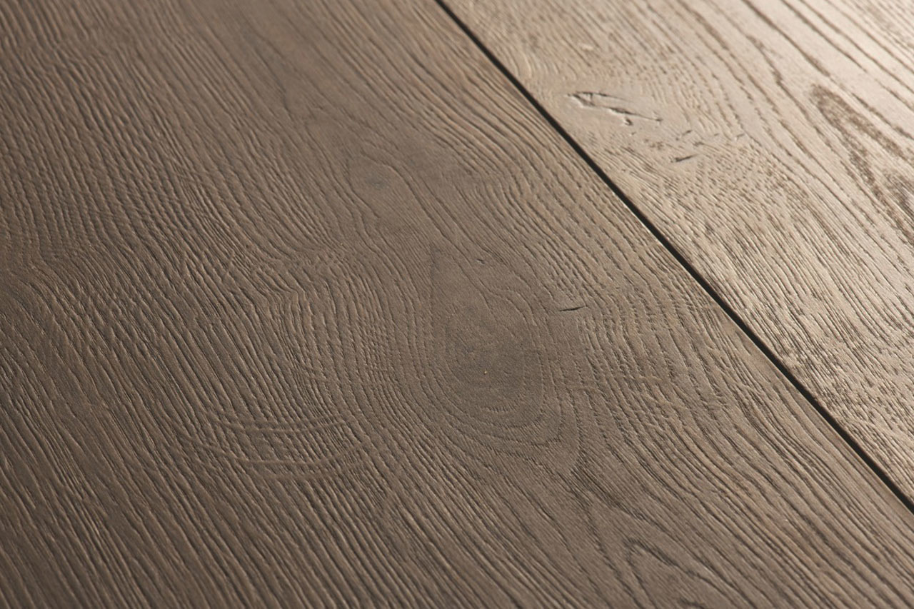 QuickStep Capture Brushed Oak Brown Laminate Flooring, 9mm Image