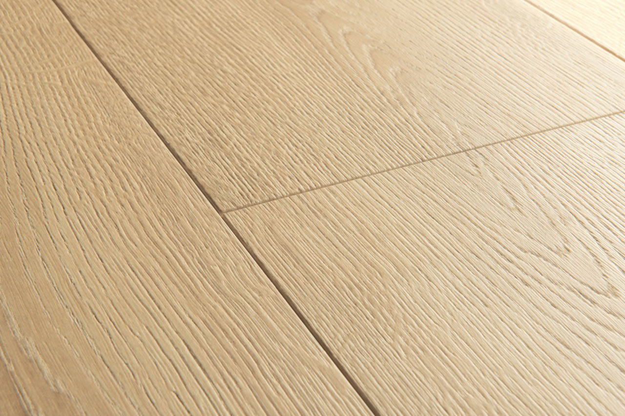 QuickStep Capture Brushed Oak Natural Laminate Flooring, 9mm Image