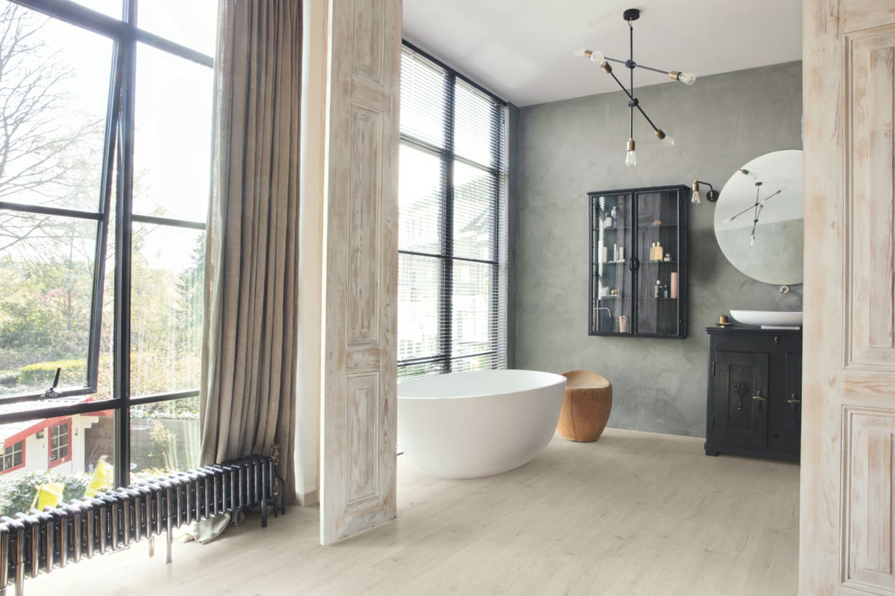 QuickStep Capture Soft Patina Oak Laminate Flooring, 9mm Image