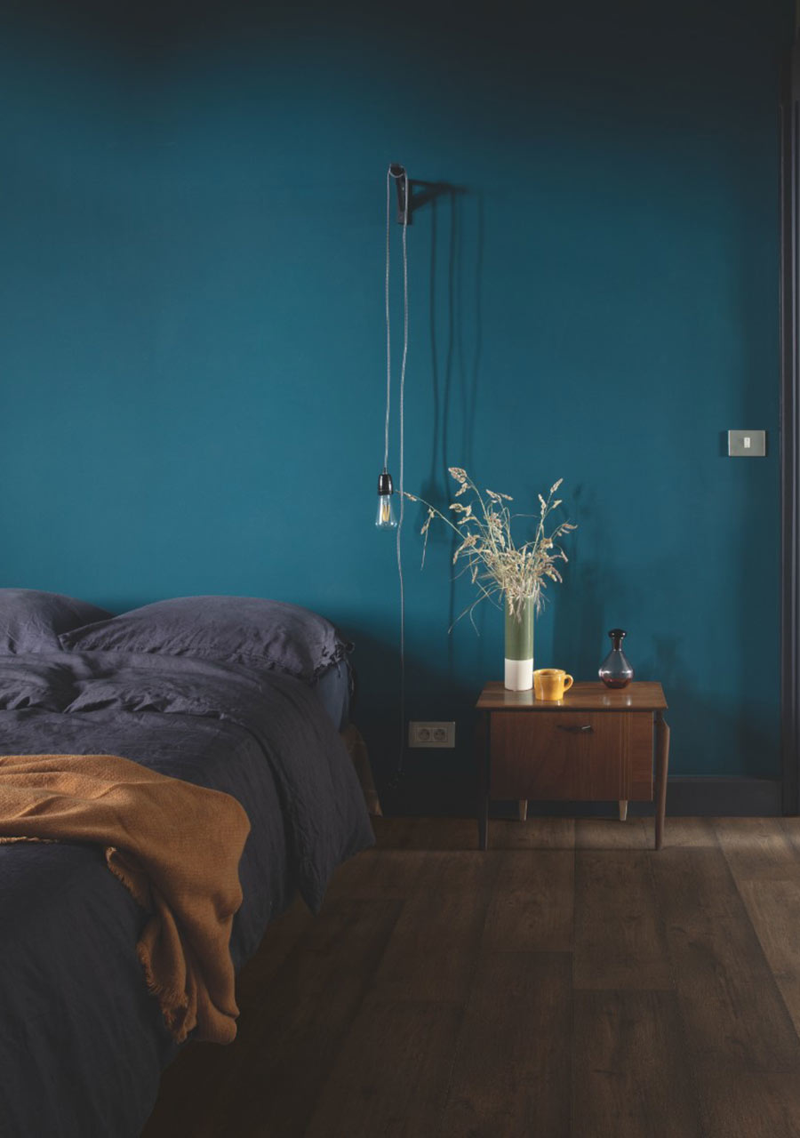 QuickStep Capture Waxed Oak Brown Laminate Flooring, 9mm Image