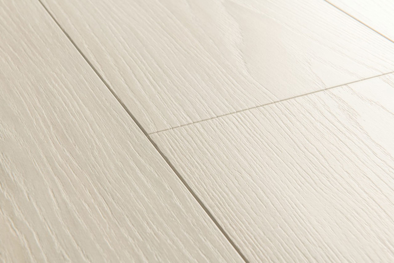 QuickStep Capture White Premium Oak Laminate Flooring, 9mm Image