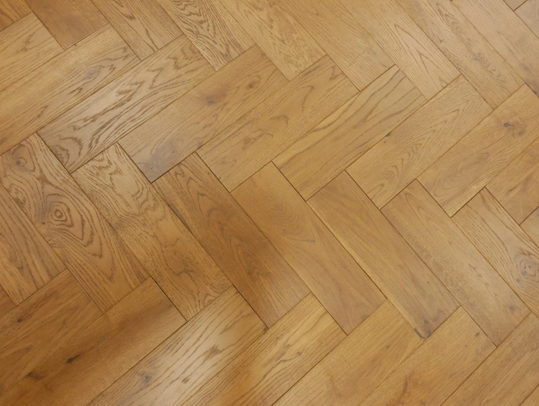 Solid Oak Parquet Flooring Herringbone Blocks, Rustic, Golden Smoked Brushed UV Oiled, 90x18x300mm Image