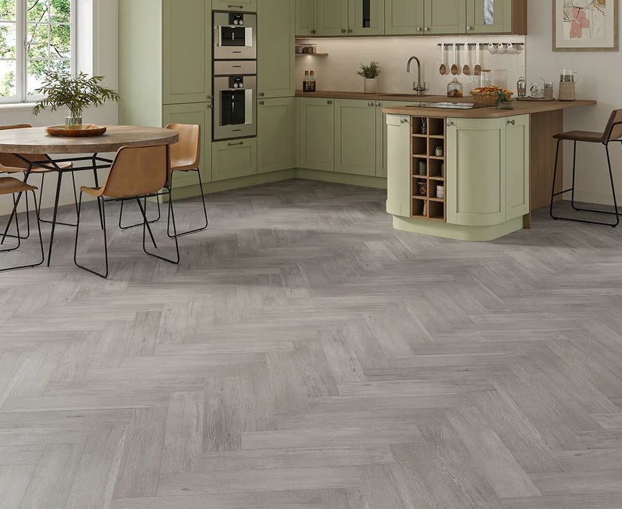 Tavora Oak SPC Vinyl Flooring, Herringbone, 128x5x615mm Image