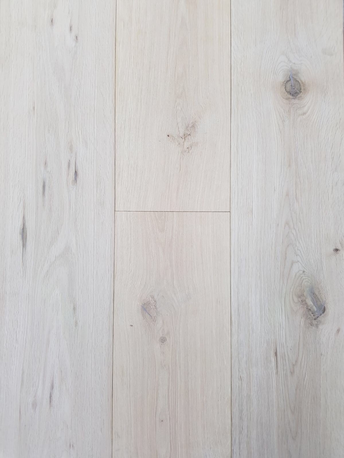 Tradition Classics Oak Engineered Flooring, Rustic, Unfinished, 190x14x1900mm Image