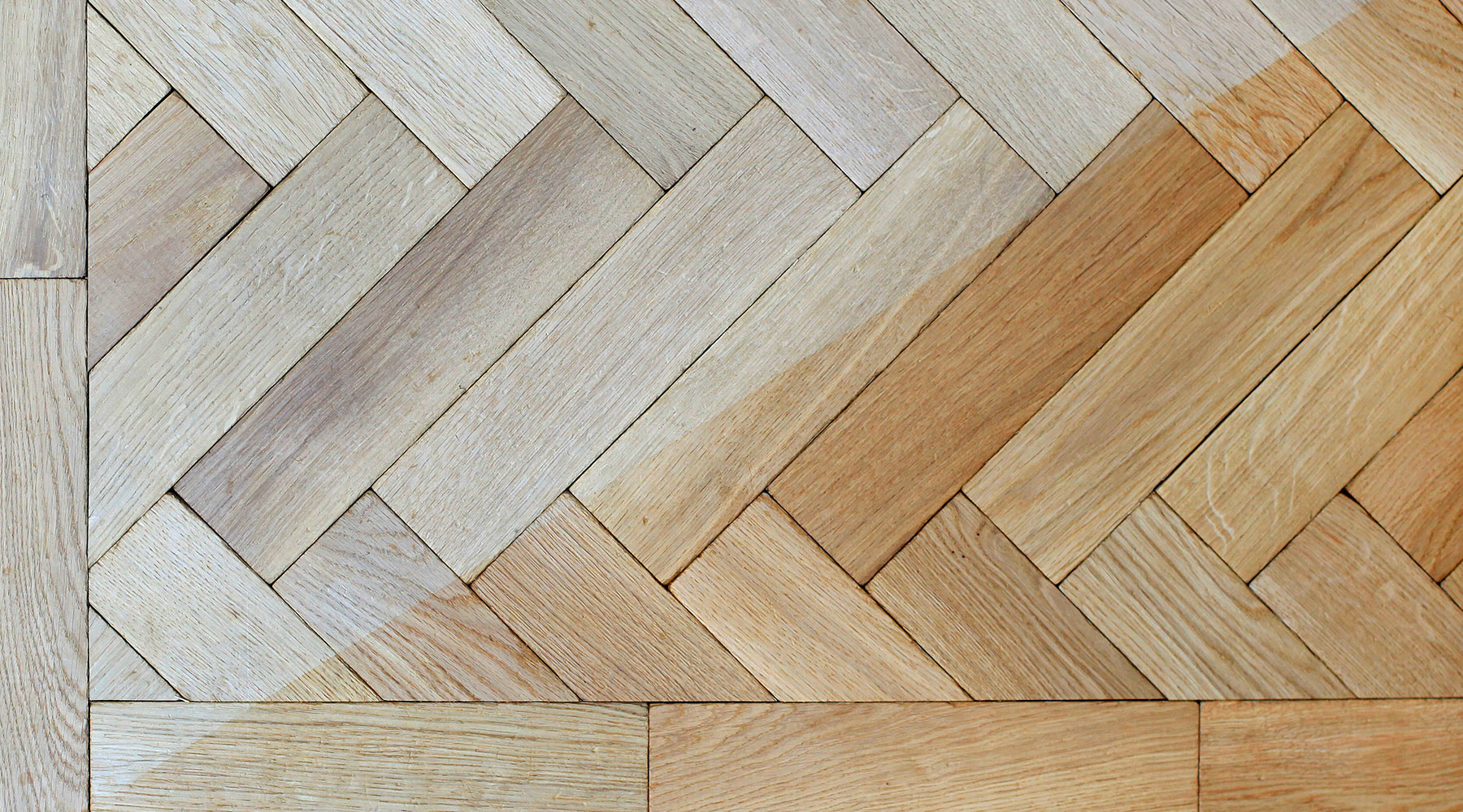 Tradition Classics Solid Oak Parquet Flooring Blocks, Tumbled, Unfinished, Prime, 22x70x280mm Image