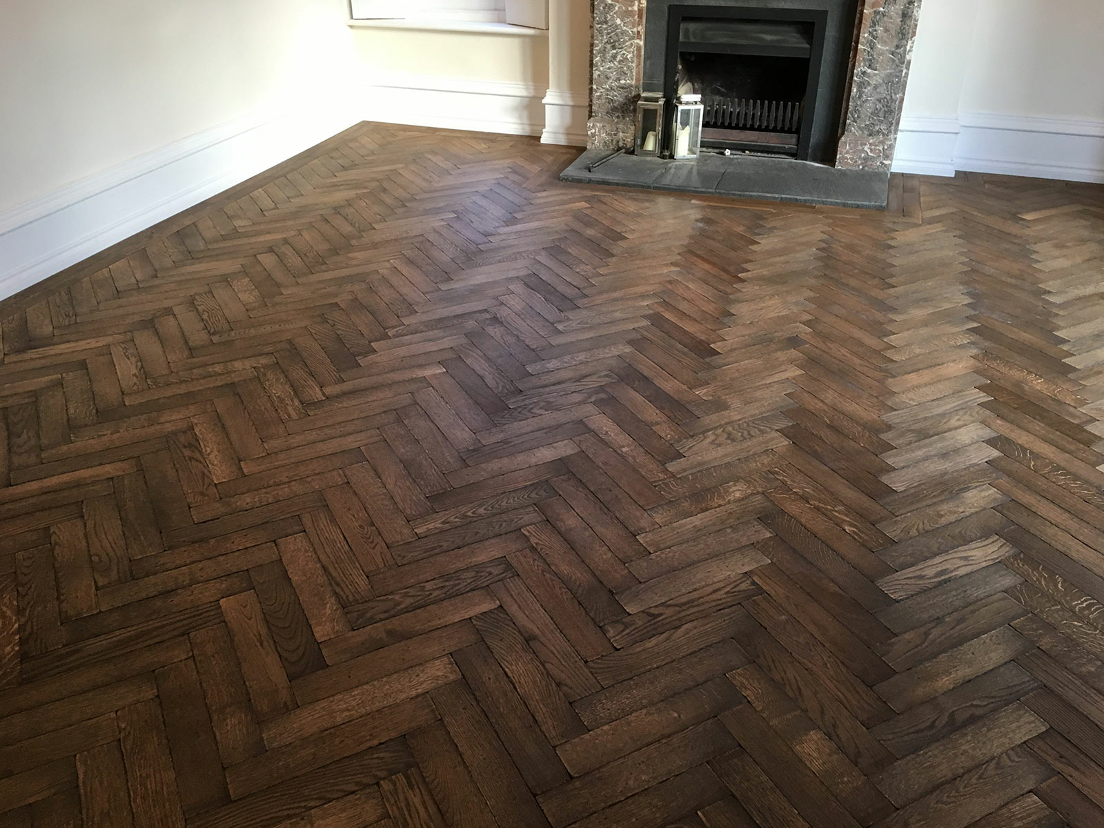 Tradition Classics Solid Oak Parquet Flooring Blocks, Tumbled, Unfinished, Prime, 22x70x280mm Image