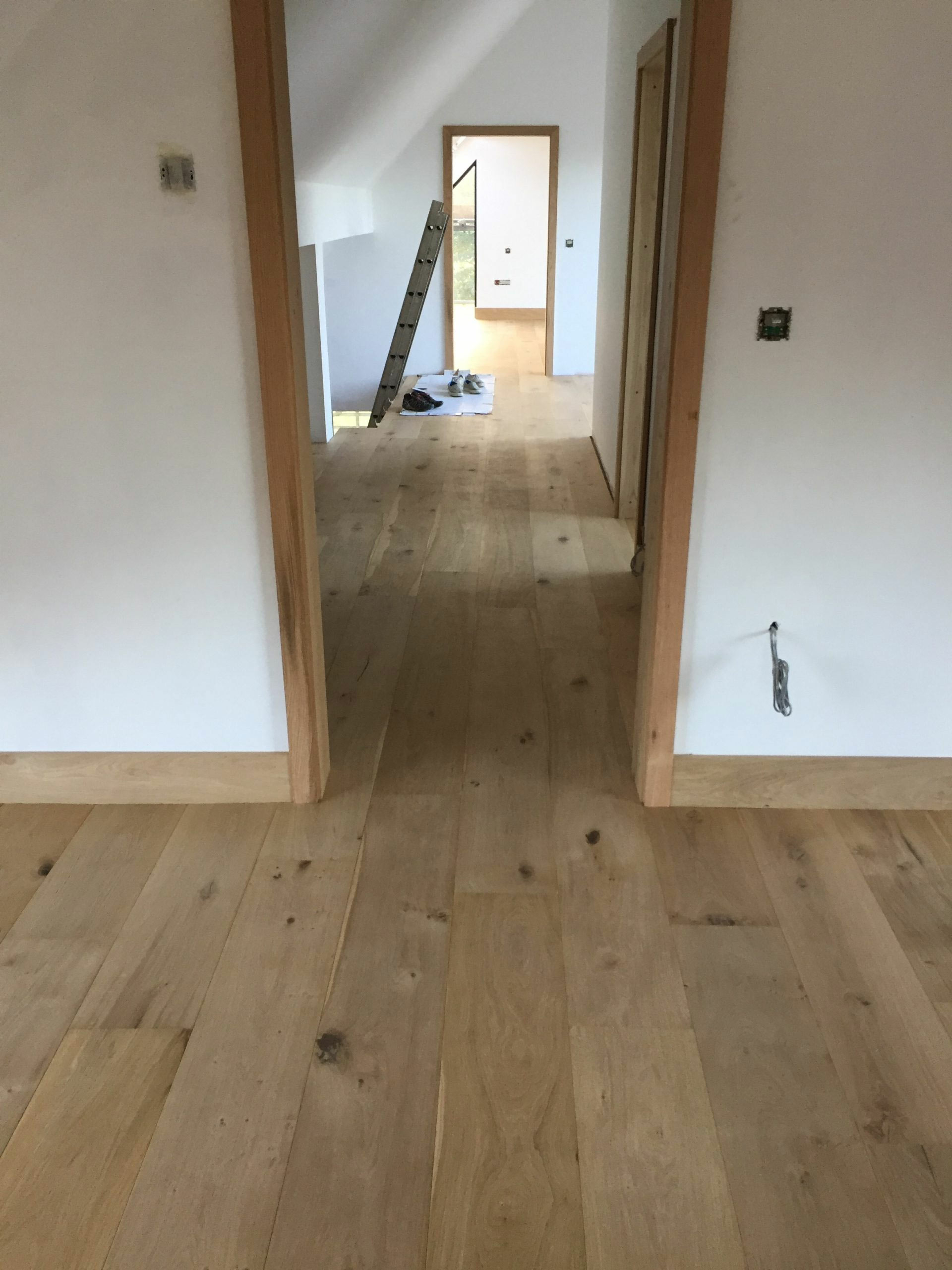 Tradition Classics Unfinished Oak Engineered Flooring, Rustic, 240x15x1900mm Image