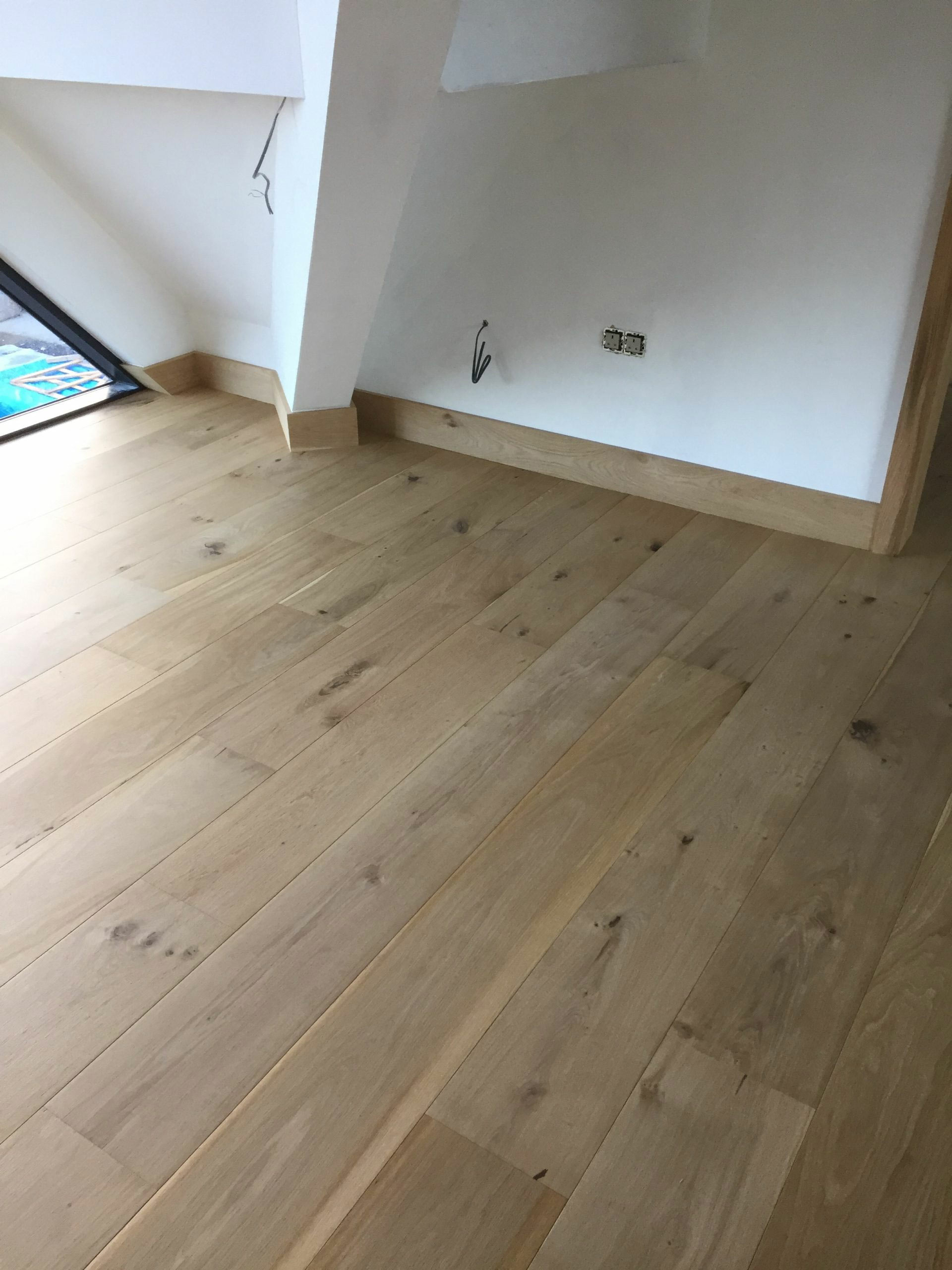 Tradition Classics Unfinished Oak Engineered Flooring, Rustic, 240x15x1900mm Image