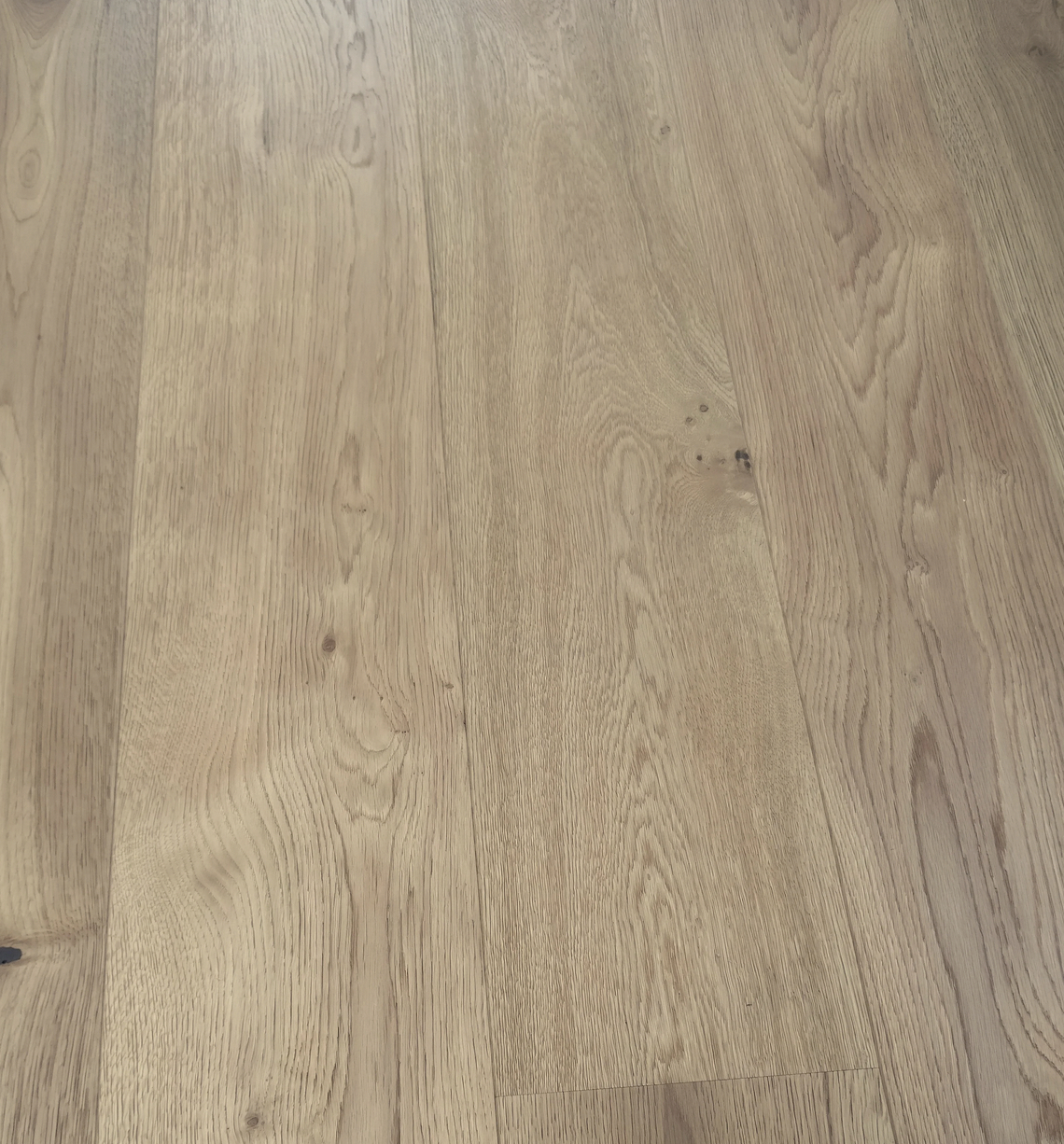 Tradition Engineered Oak Flooring, Natural, Brushed, Oiled, 220mm x14mm x 2200 mm Image