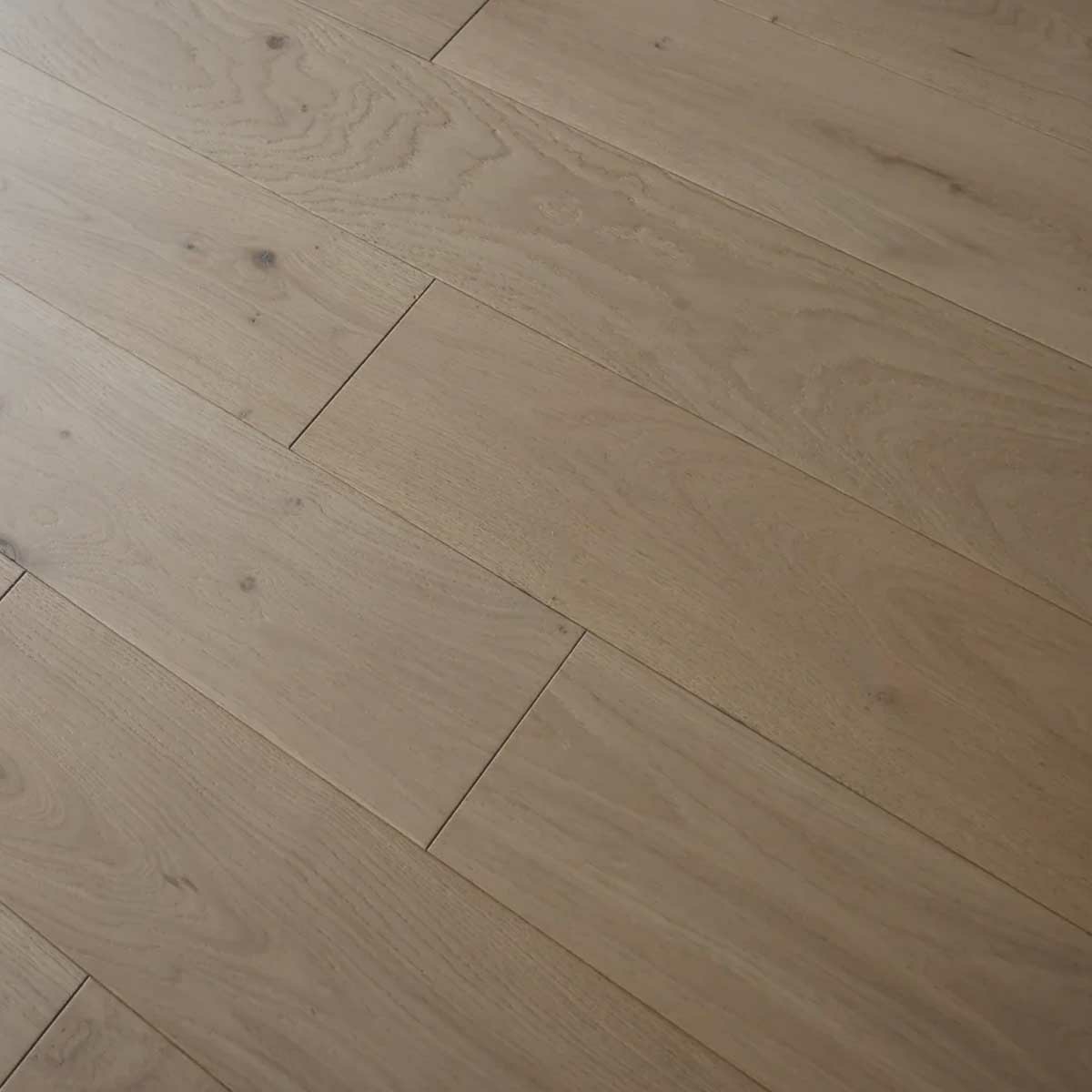 Tradition Engineered Oak Flooring, Natural, Invisible Matt Lacquered, 150x14xRLmm Image