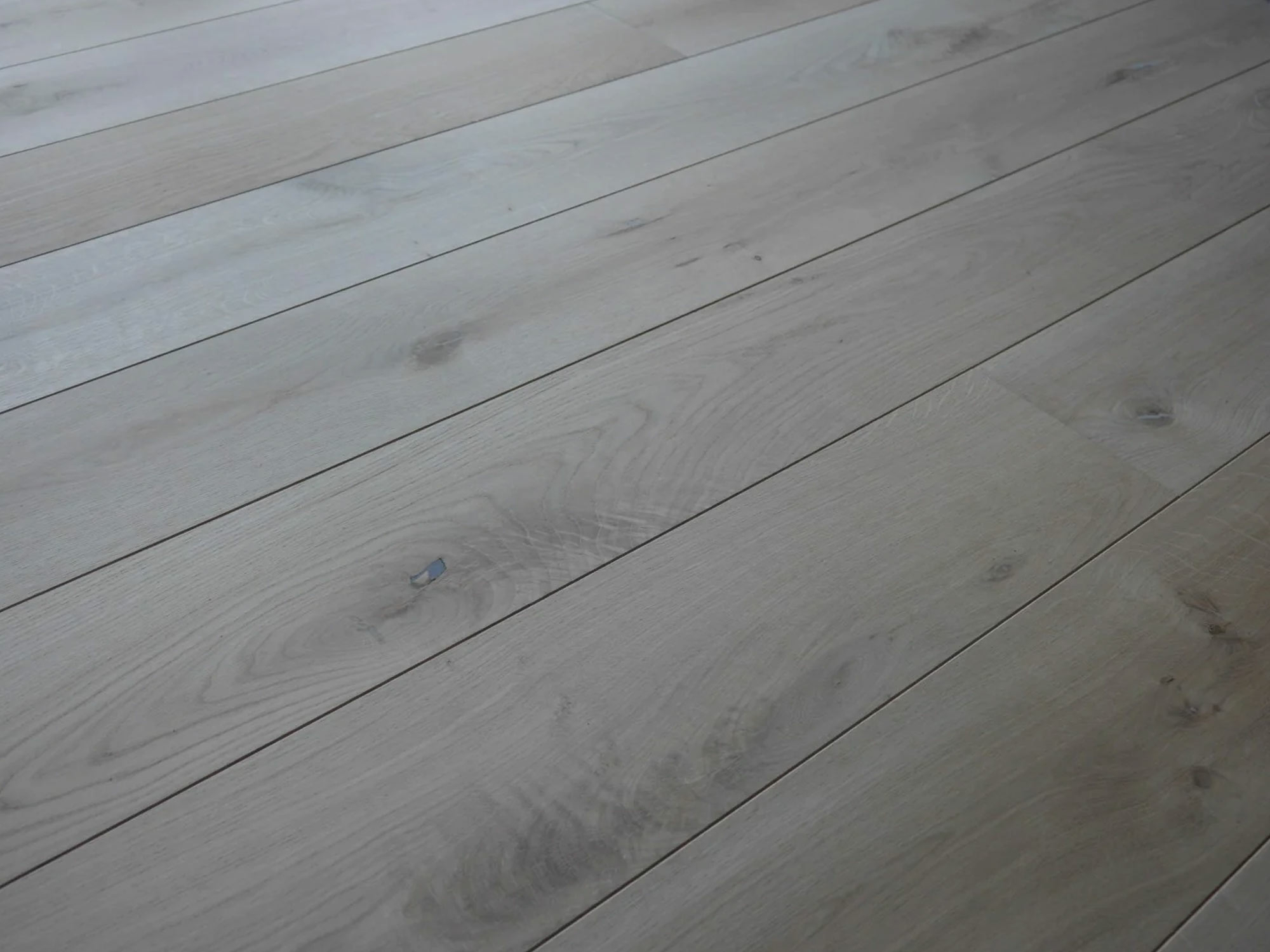 Tradition Engineered Oak Flooring, Natural, Unfinished 190x20x1900mm Image