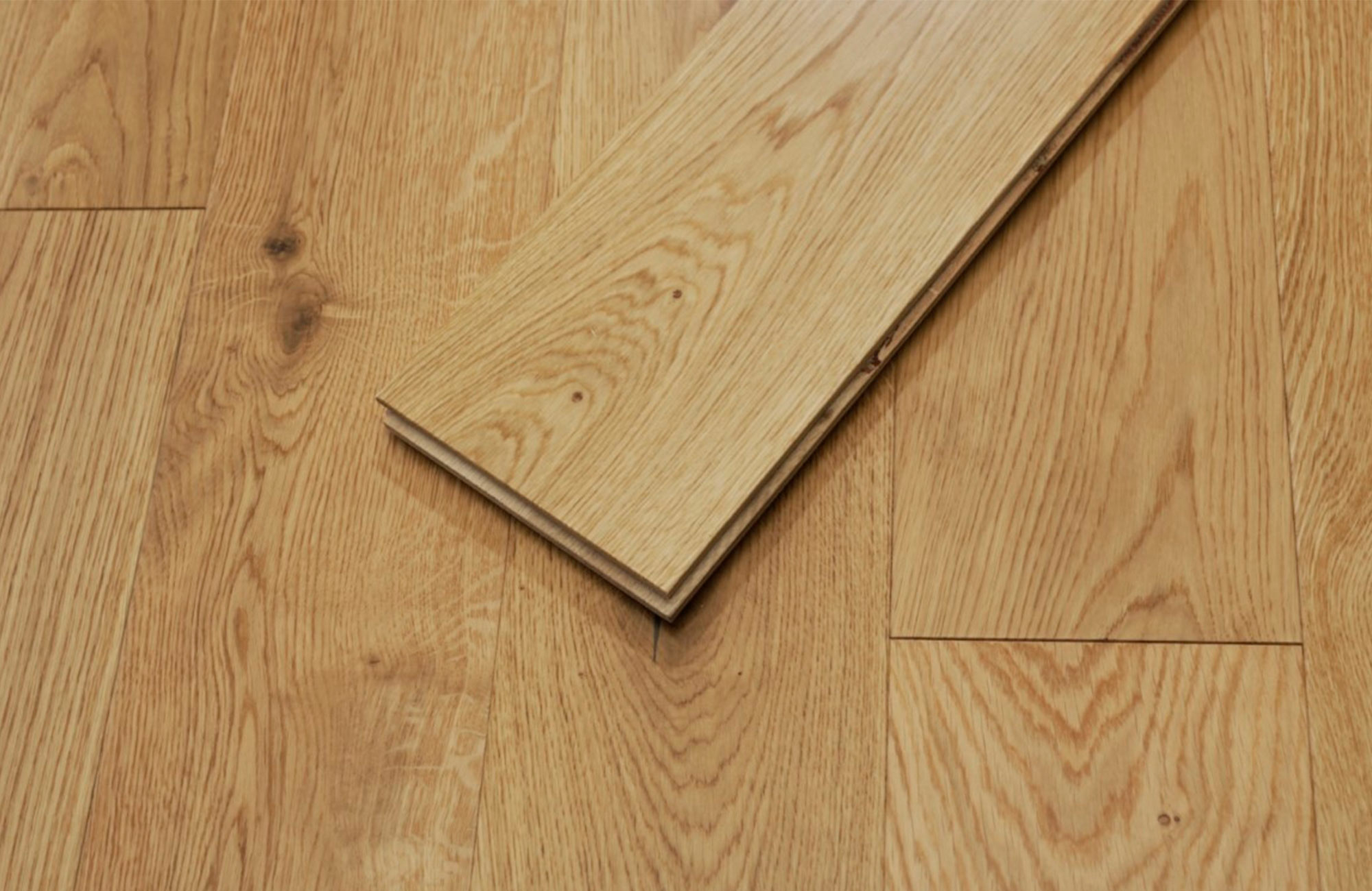 Tradition Engineered Oak Flooring, Rustic, Lacquered, RLx150x18mm Image