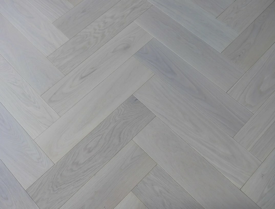 Tradition Engineered Oak Parquet Flooring, Herringbone, White Oiled, 90x14x450mm Image
