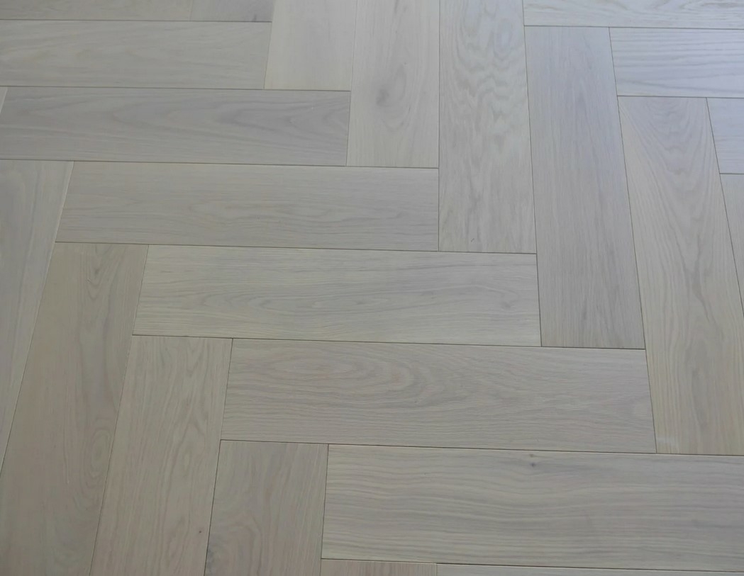 Tradition Engineered Oak Parquet Flooring, Herringbone, White Oiled, 90x14x450mm Image