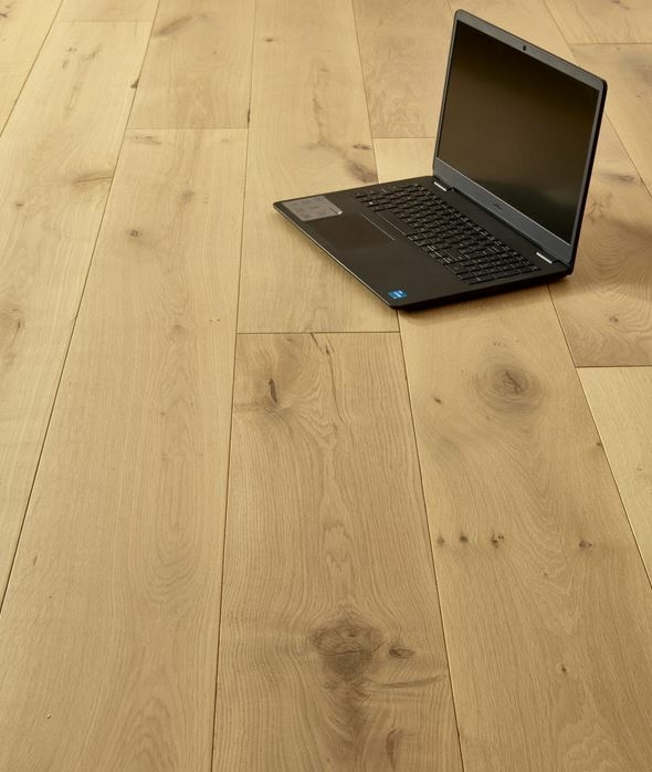 Tradition Nature Engineered Oak Halston Range, Raw Matt Lacquered 190x20x1900mm Image