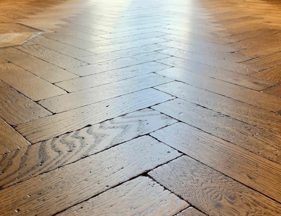 Tradition Nature Solid Oak Herringbone, Rustic, Tumbled, Unfinished 70x22x280mm Image