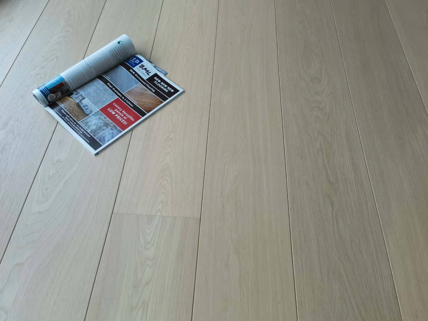 Tradition Oak Engineered Flooring, Prime, Invisible Lacquered, 190x14x1900 mm Image
