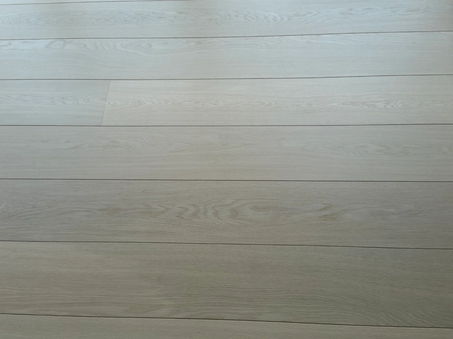 Tradition Oak Engineered Flooring, Prime, Invisible Lacquered, 190x14x1900 mm Image