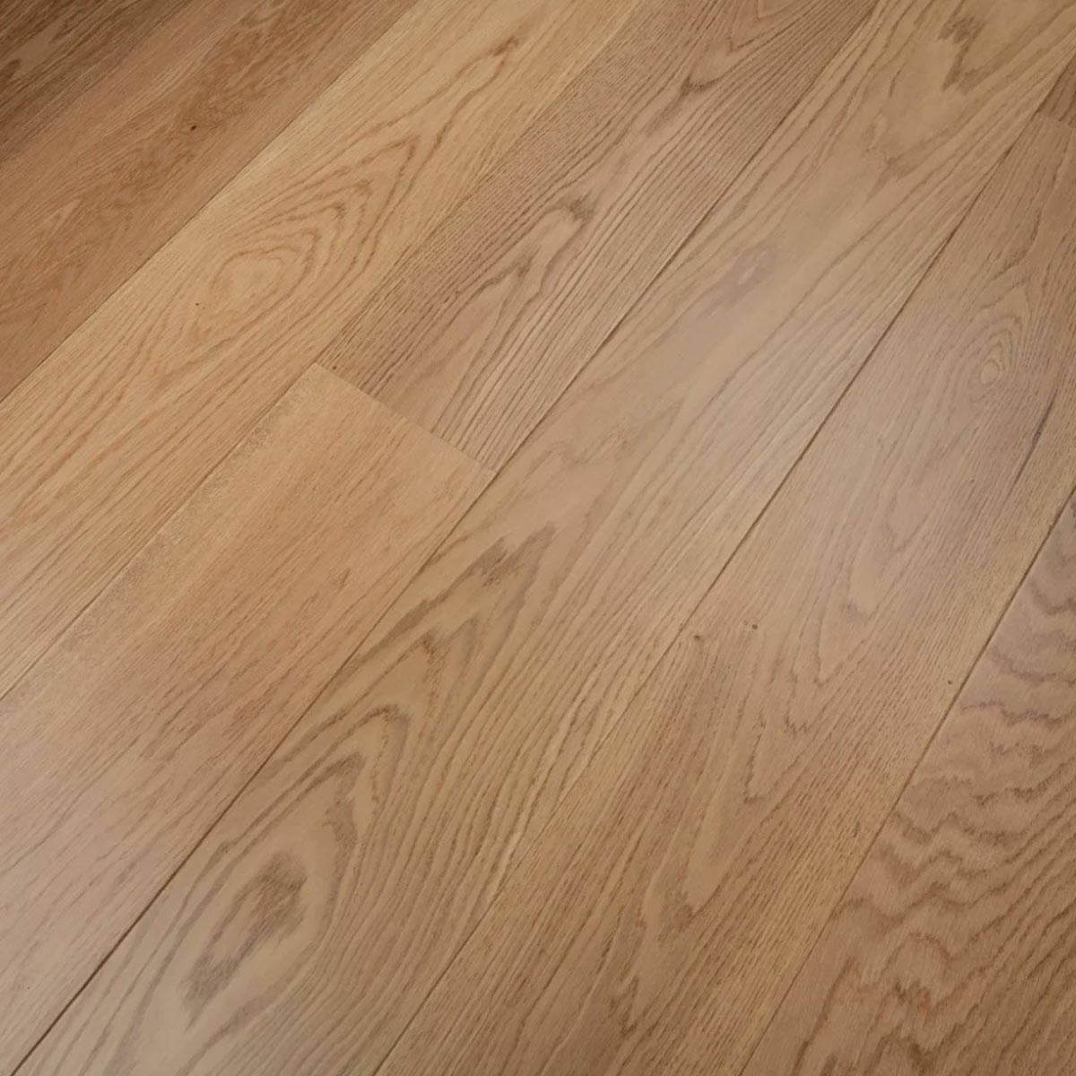 Tradition Oak Engineered Flooring, Prime, UV Lacquered, 190x14x1900mm Image