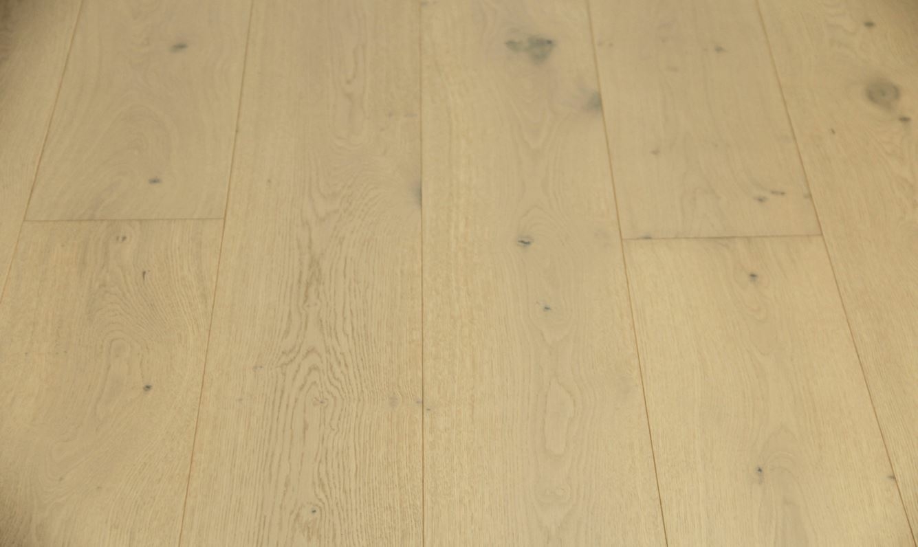 Tradition Select Engineered Oak Flooring, Brushed, UV Oiled 190x14x1900mm Image