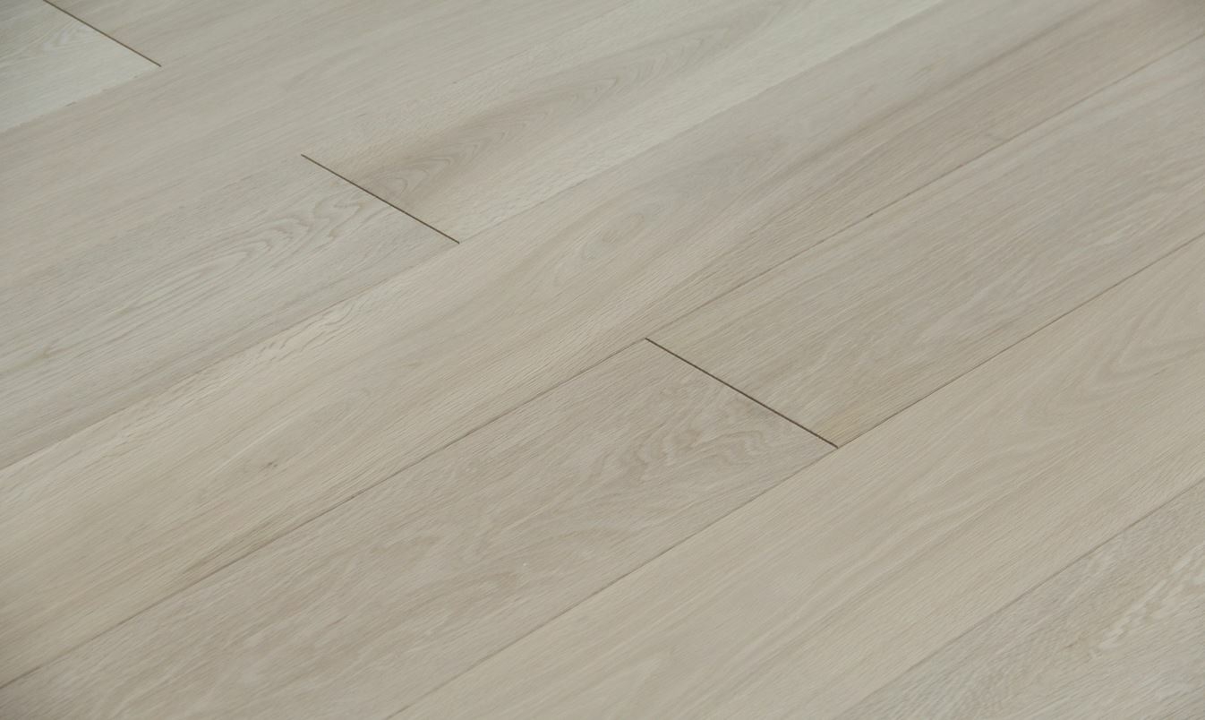 Tradition Select Engineered Oak Flooring, Unfinished 190x14x1900mm Image