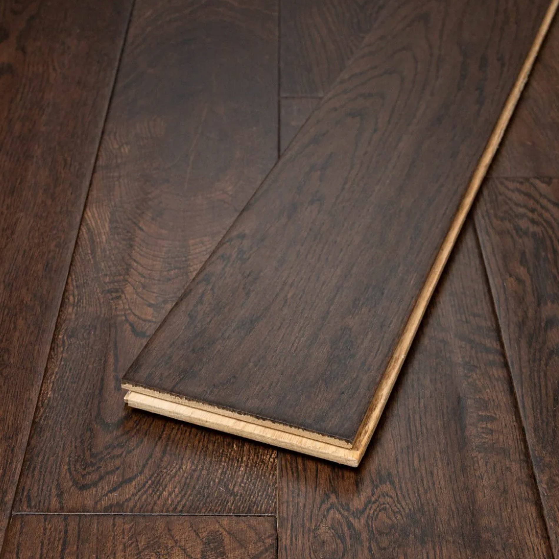 Tradition Solid Coffee Oak Hardwood Flooring, Rustic, Handscraped, Matt Lacquered, RLx125x18mm Image