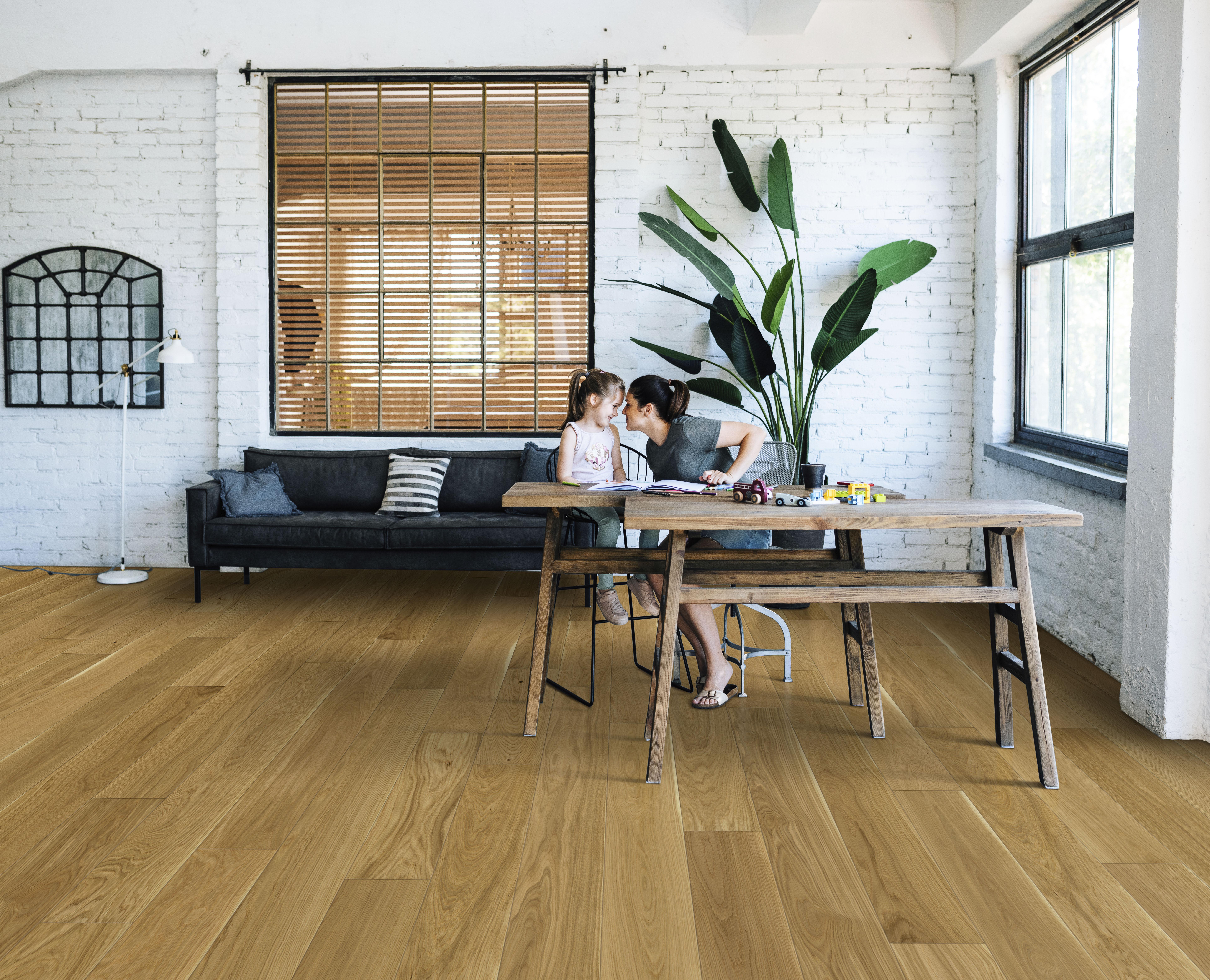 Kahrs Canvas Wide Oak Ecru Engineered Flooring, Brushed & Matt Lacquered, 187x13x1860mm Image