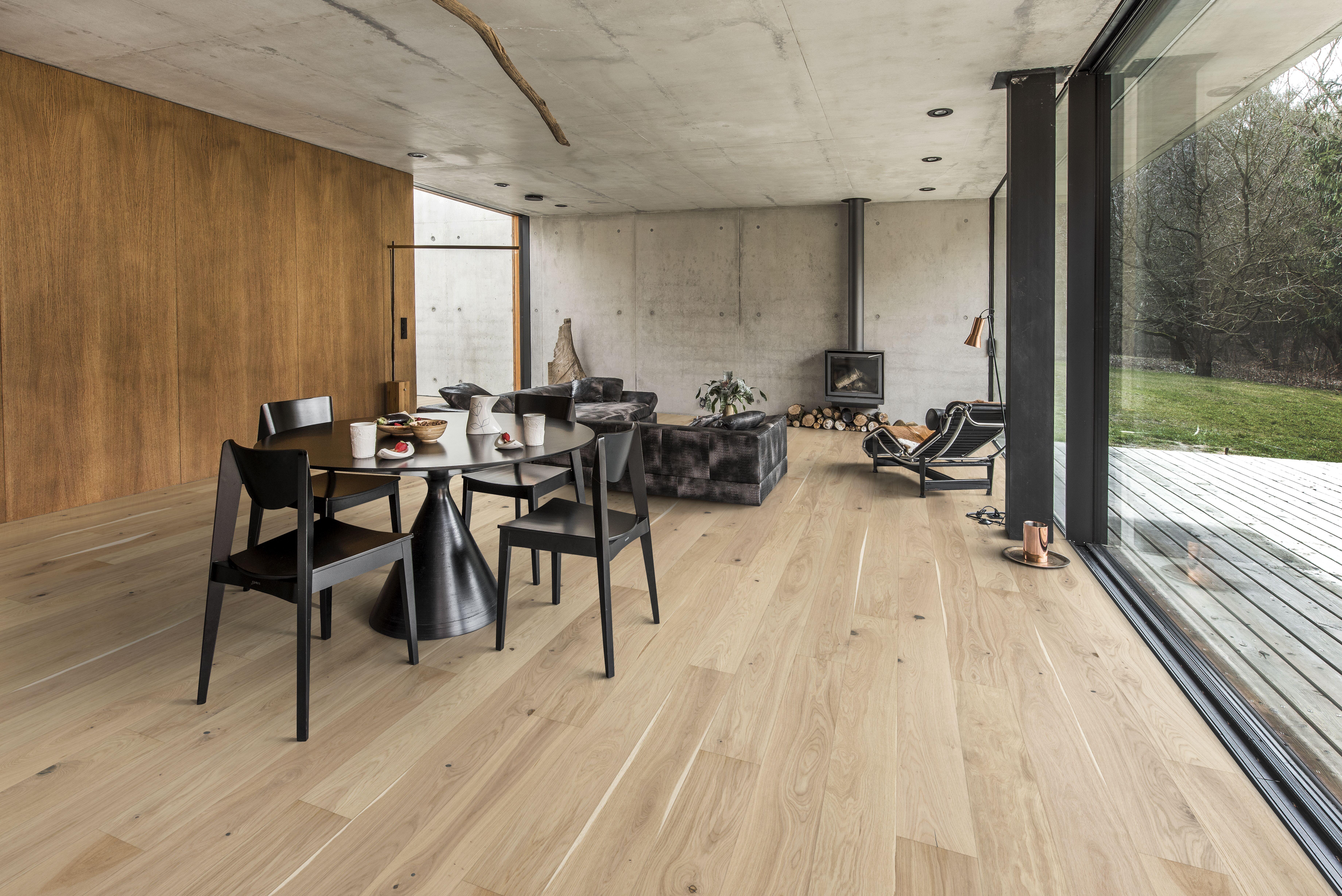 Kahrs Lux Oak Eggshell Engineered Flooring Image