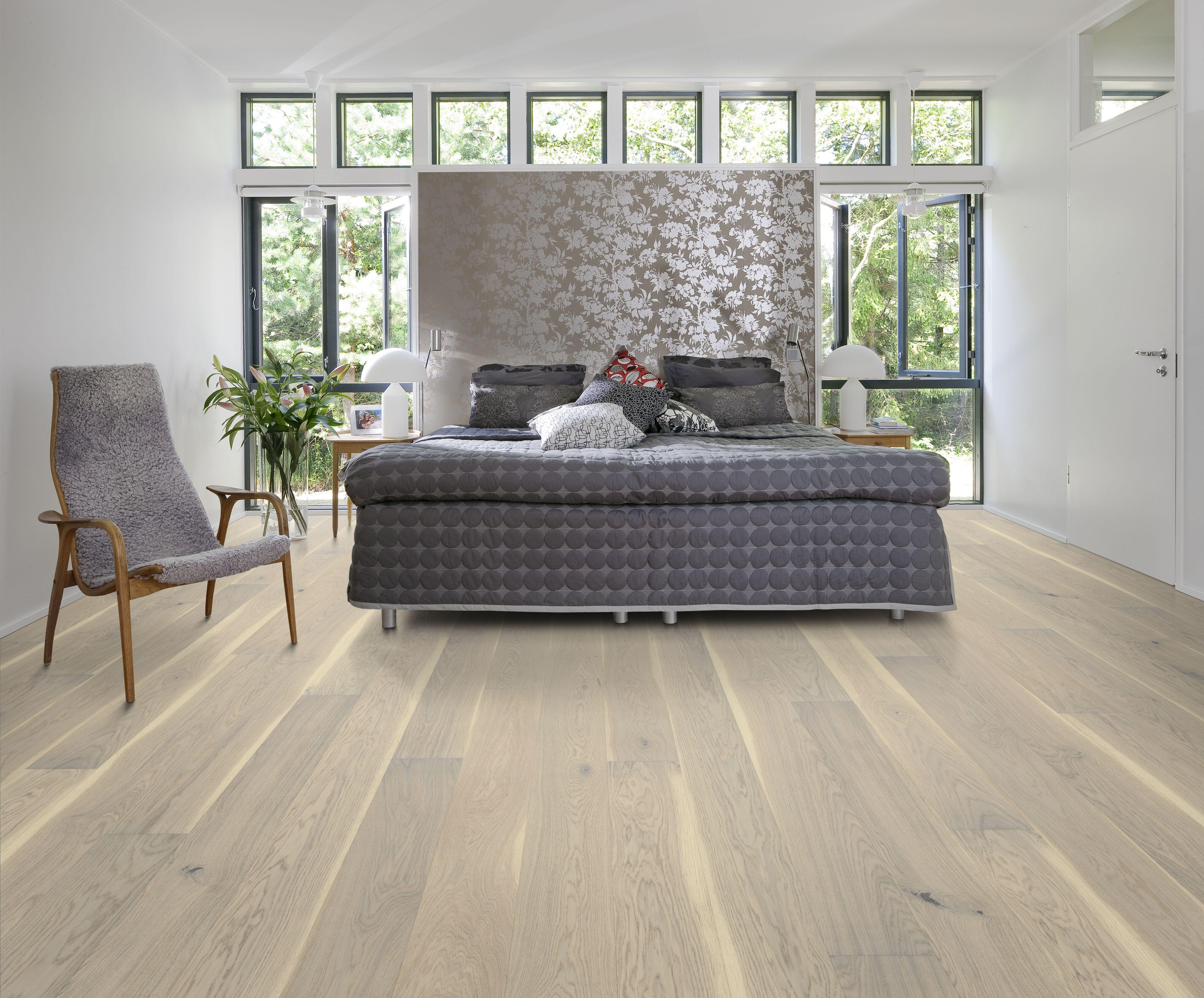 Kahrs Sand Oak Garmisch Engineered Flooring, Brushed & Oiled, 187x15x2266mm Image