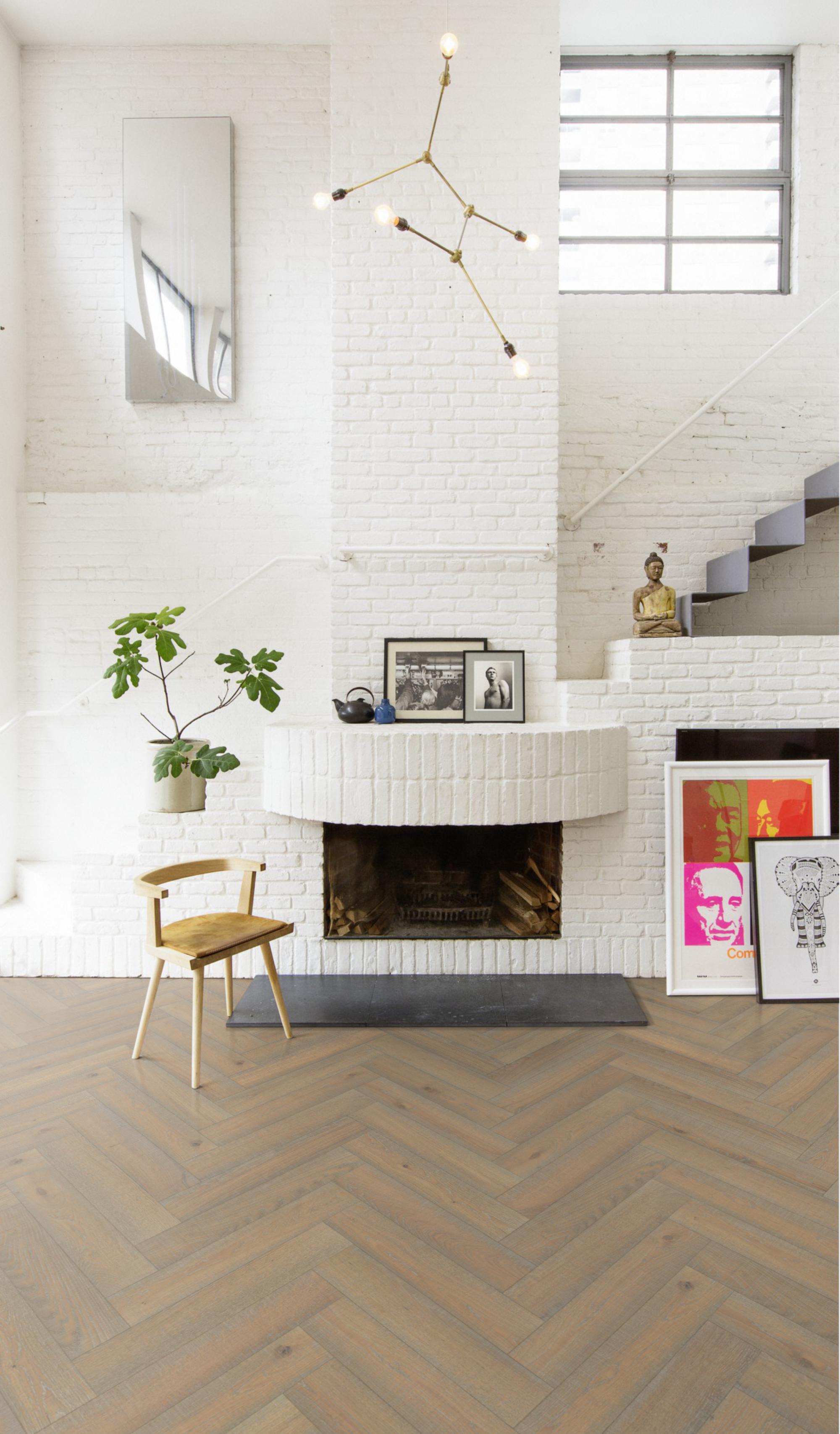 Kahrs Large Herringbone Oak Herringbone Cc Vintage White Engineered Flooring, Brushed & Oiled, 120x11x600mm Image